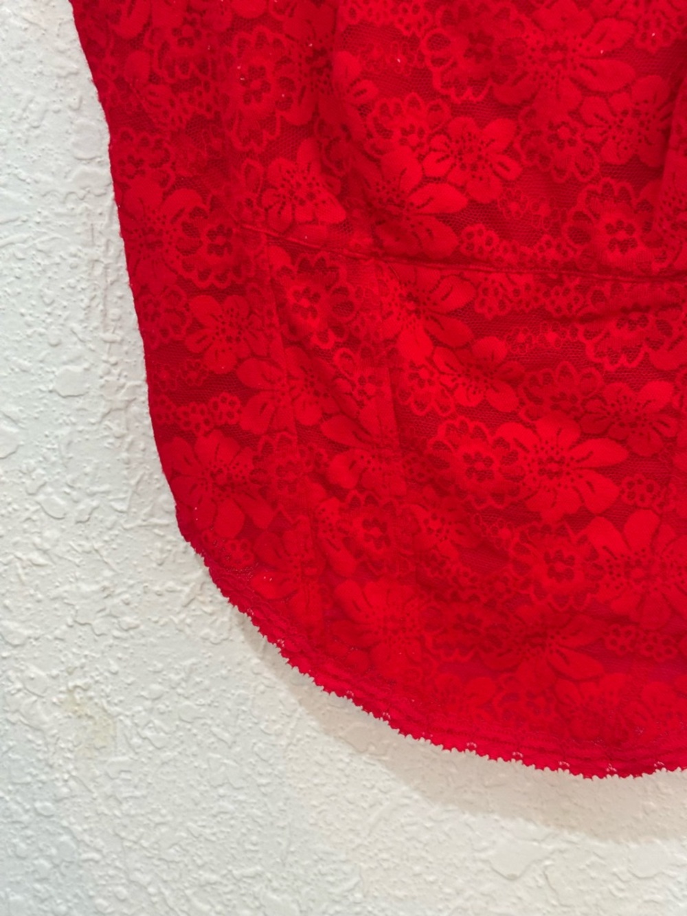 PINK Victoria's Secret Red Floral Lace Tank Top - Picture 4 of 7